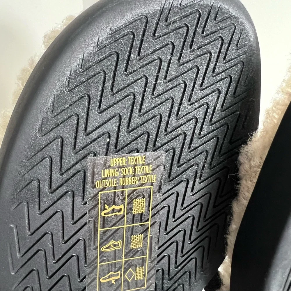 Everlane The Renew Sport Sherpa Fleece Sandal Black Cream Size 9